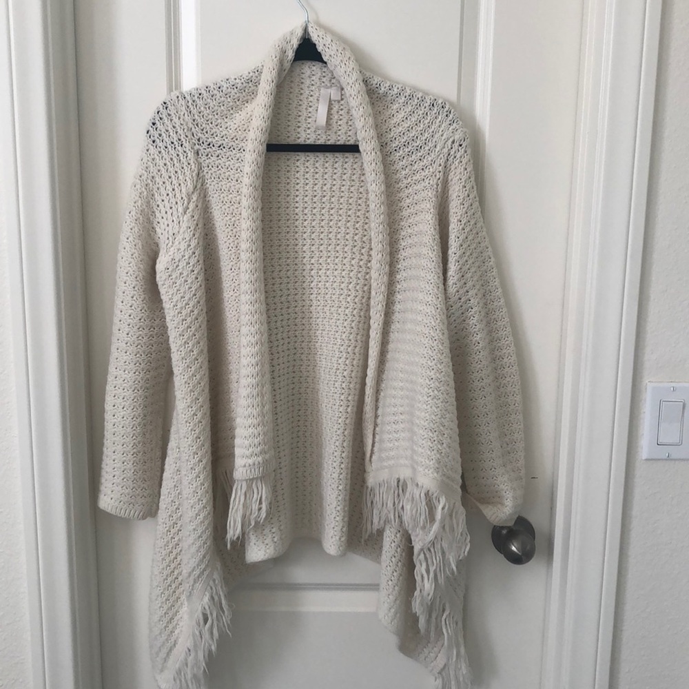 ❤️Chunky White Knit Cardigan ❤️
